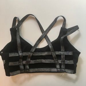 4 for $25 NWOT BLACK SPORTS BRA